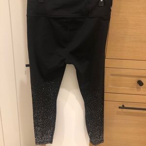 Athleta leggings.. with white dots on bottom
